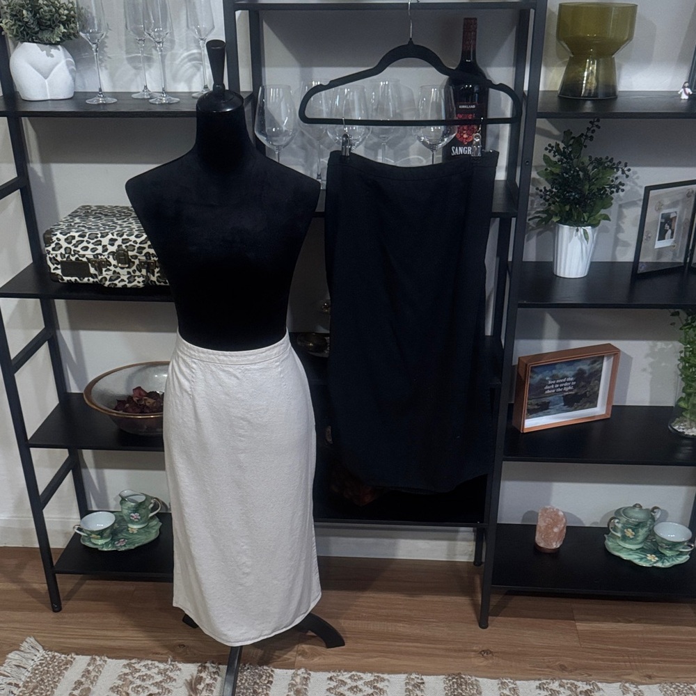 Old Navy Black and Cream Midi Skirt Set